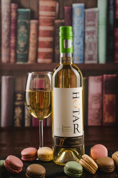 Alternative view of HOTAR - Fetească Albă & Tămâioasă Românească demidulce